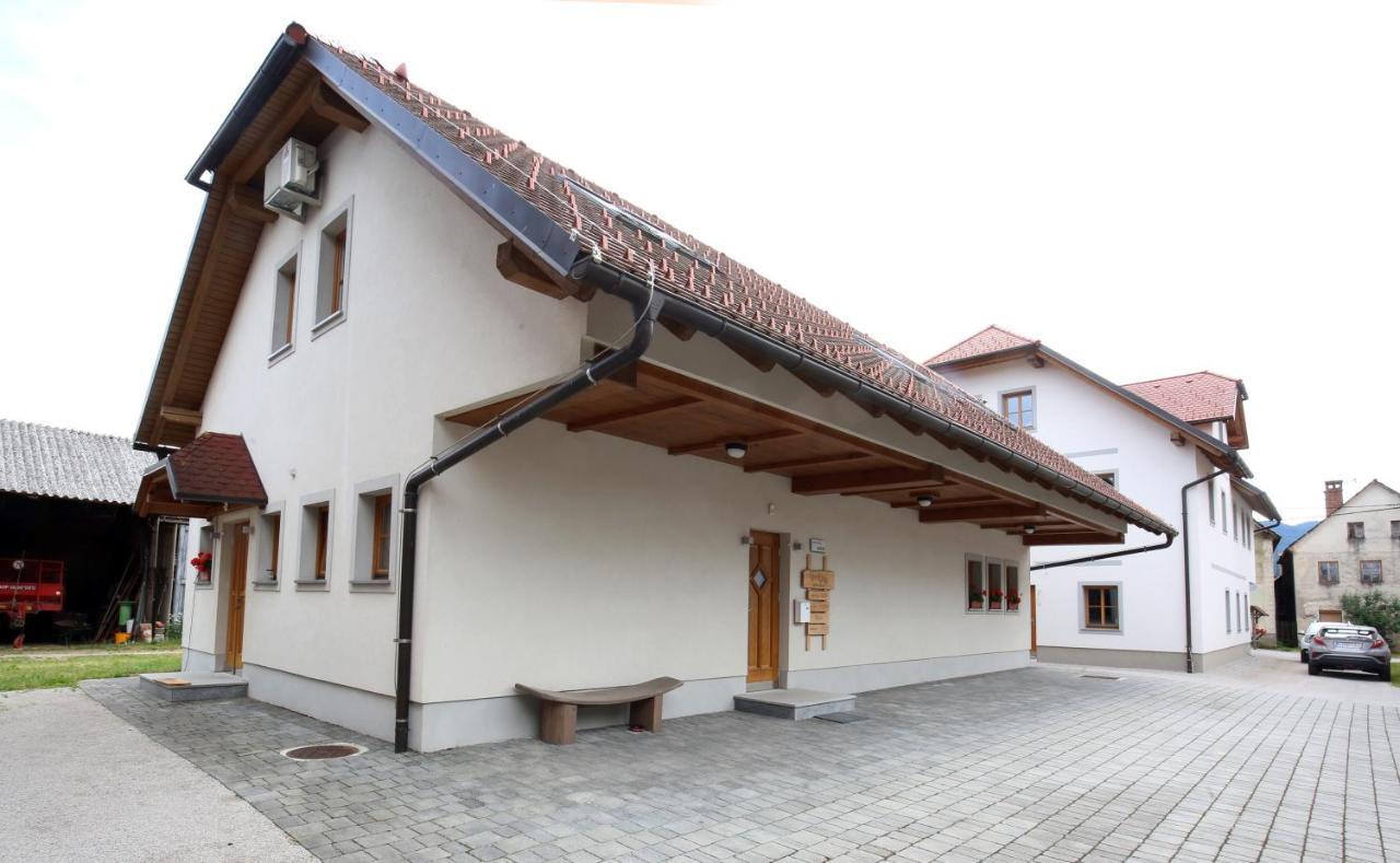 Apartments Vrdjan Cerknica Eksteriør billede