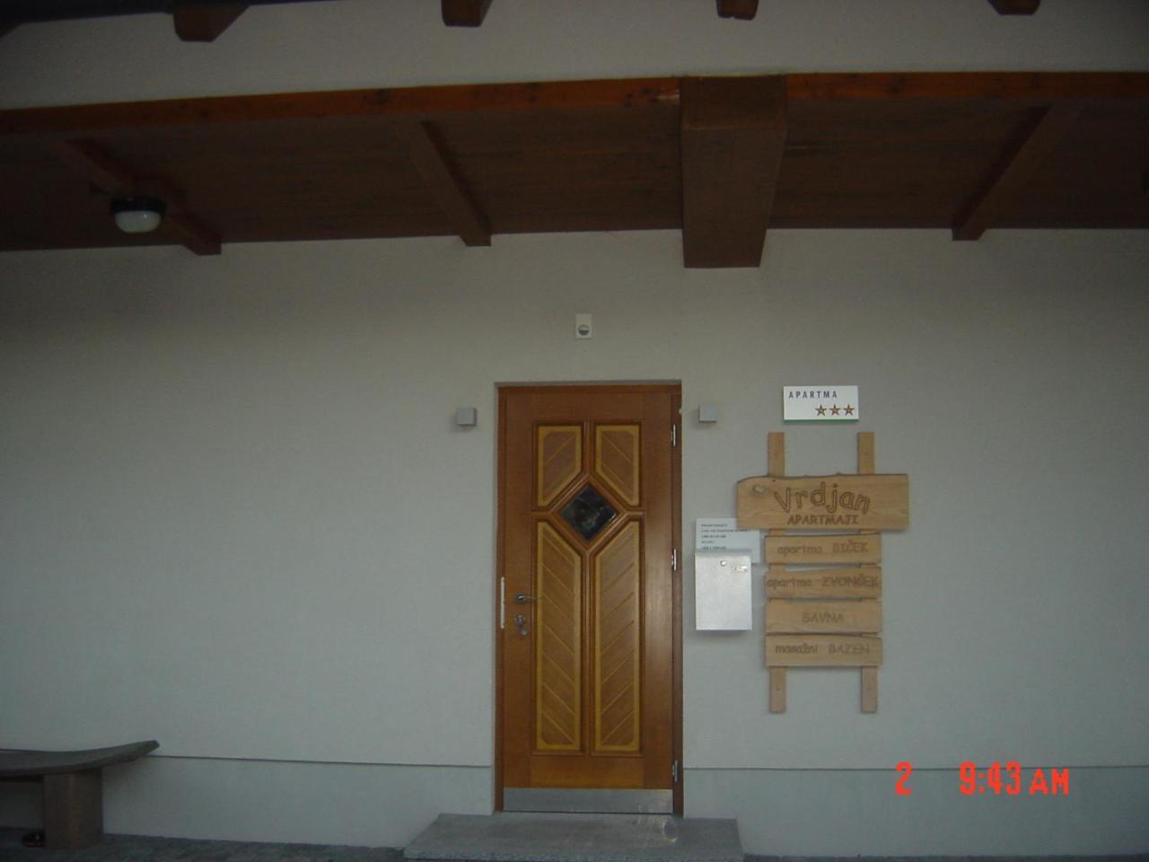 Apartments Vrdjan Cerknica Eksteriør billede
